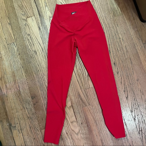 Beach Riot Cara Ribbed Leggings - Red - Picture 5 of 9